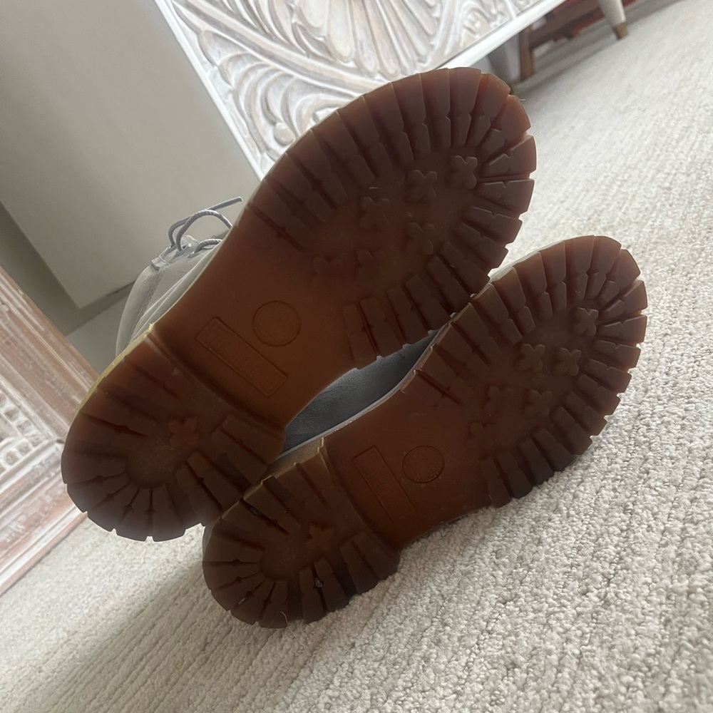 Timberland Gray Lace-Up Boots, size 6 - Picture 6 of 7